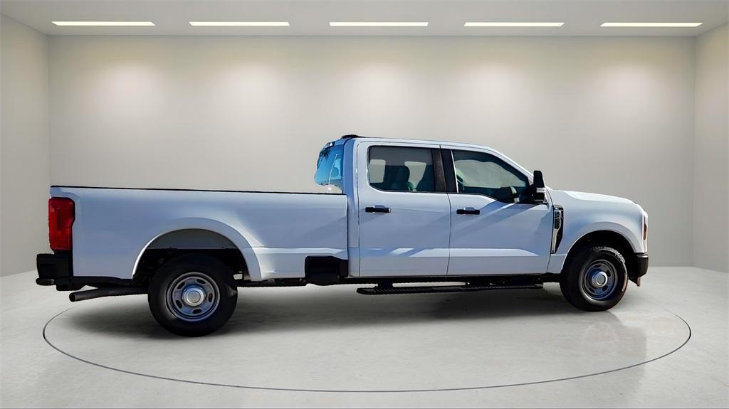 new 2024 Ford F-250 car, priced at $44,178