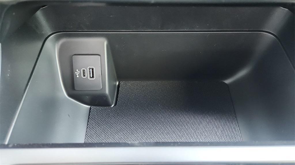 new 2025 Ford F-150 car, priced at $43,808