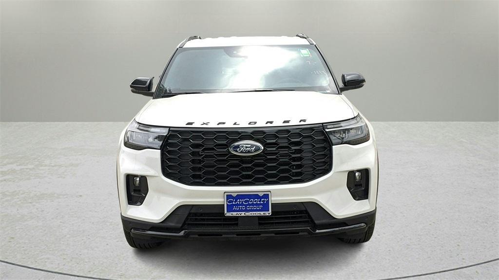 new 2025 Ford Explorer car, priced at $40,803