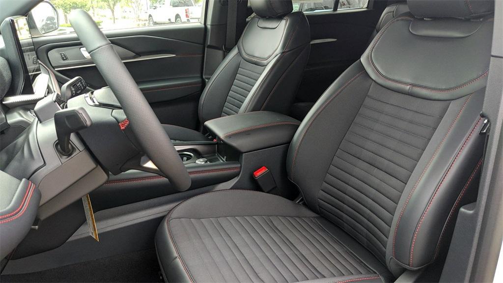 new 2025 Ford Explorer car, priced at $40,803