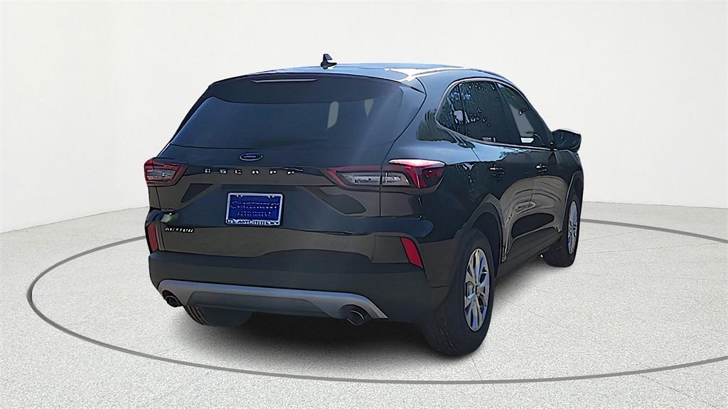 new 2026 Ford Escape car, priced at $28,366