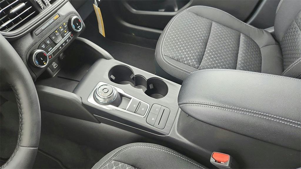 new 2025 Ford Escape car, priced at $25,135