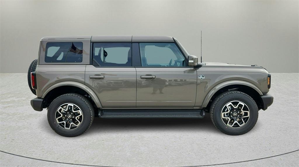 new 2025 Ford Bronco car, priced at $52,748