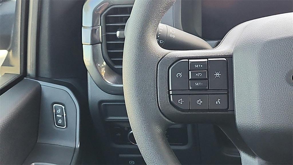 new 2025 Ford F-150 car, priced at $39,841