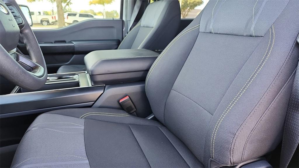 new 2025 Ford F-150 car, priced at $39,841