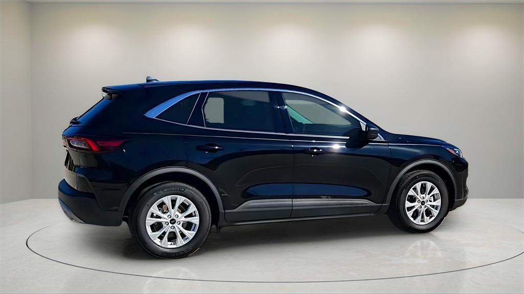 new 2025 Ford Escape car, priced at $26,991