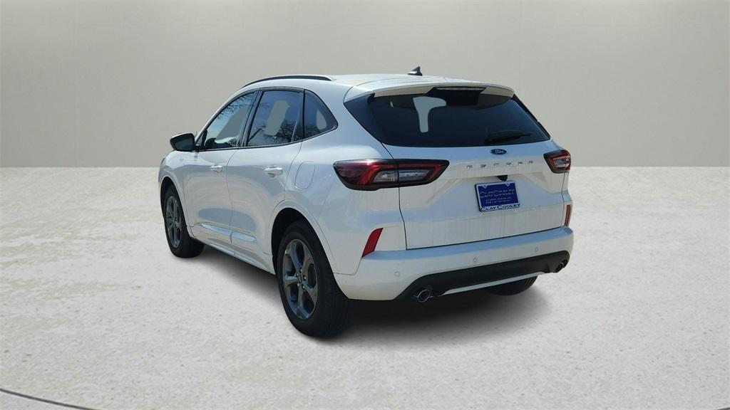 new 2025 Ford Escape car, priced at $28,578