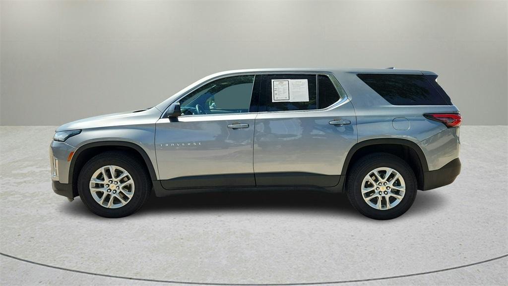 used 2023 Chevrolet Traverse car, priced at $27,500