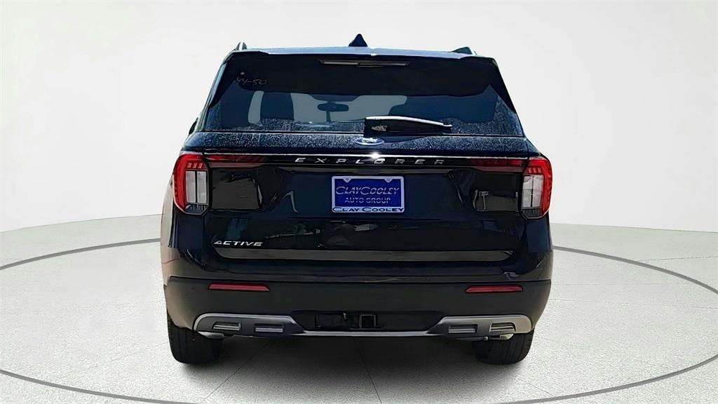 new 2025 Ford Explorer car, priced at $37,366