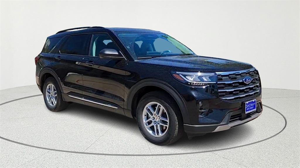 new 2025 Ford Explorer car, priced at $37,366