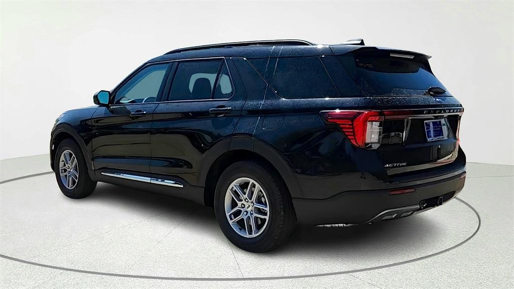 new 2025 Ford Explorer car, priced at $37,366