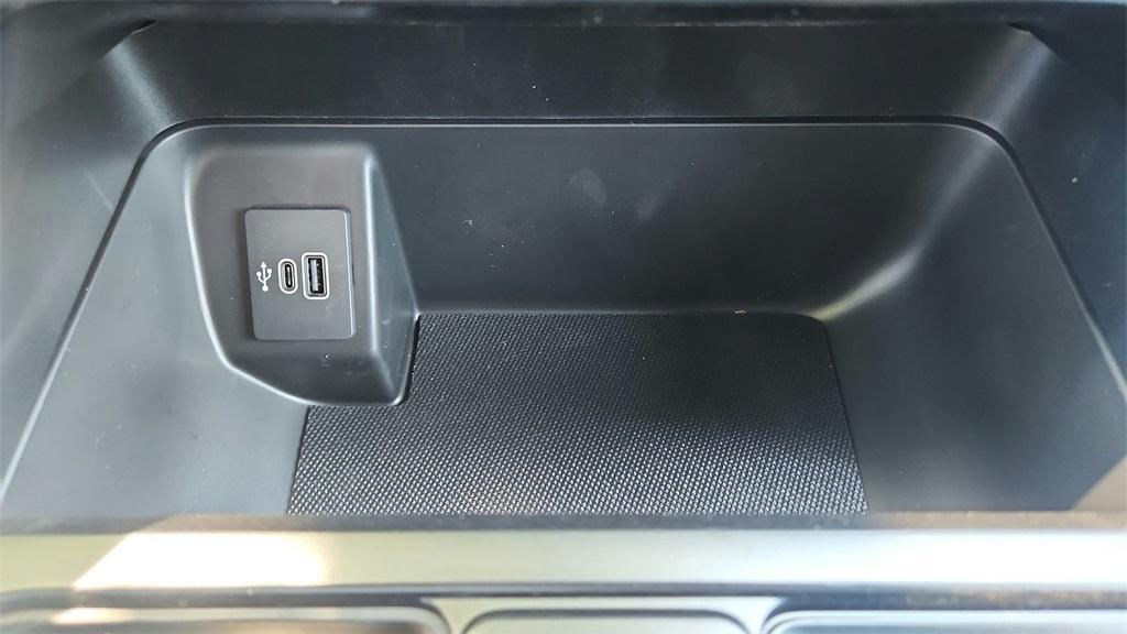 new 2025 Ford F-150 car, priced at $38,658