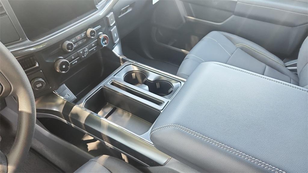 new 2025 Ford F-150 car, priced at $38,658