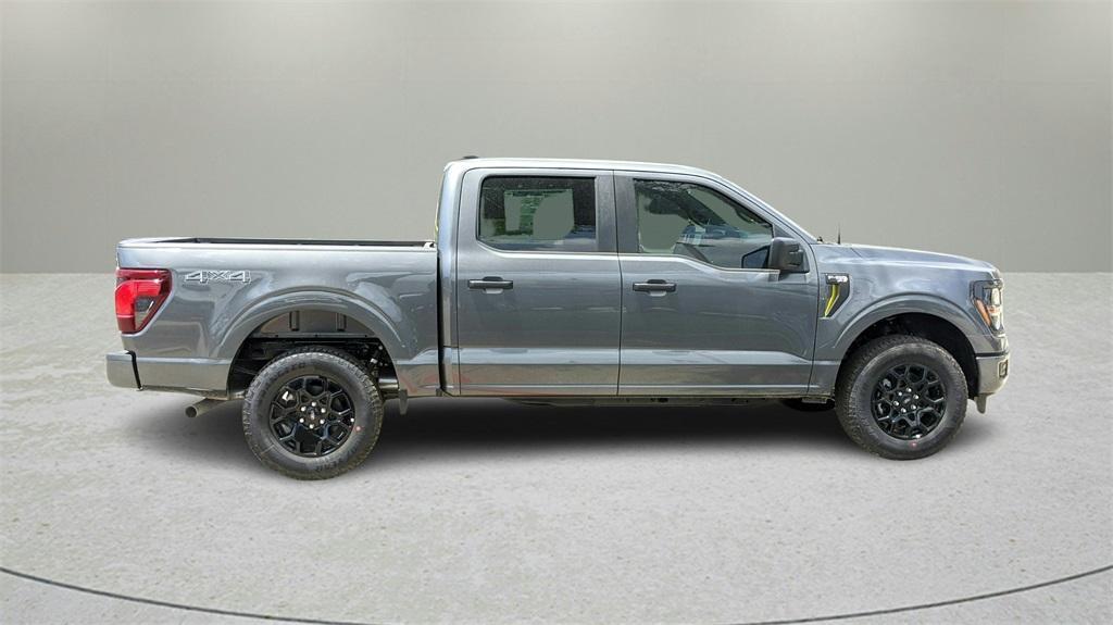 new 2025 Ford F-150 car, priced at $40,995