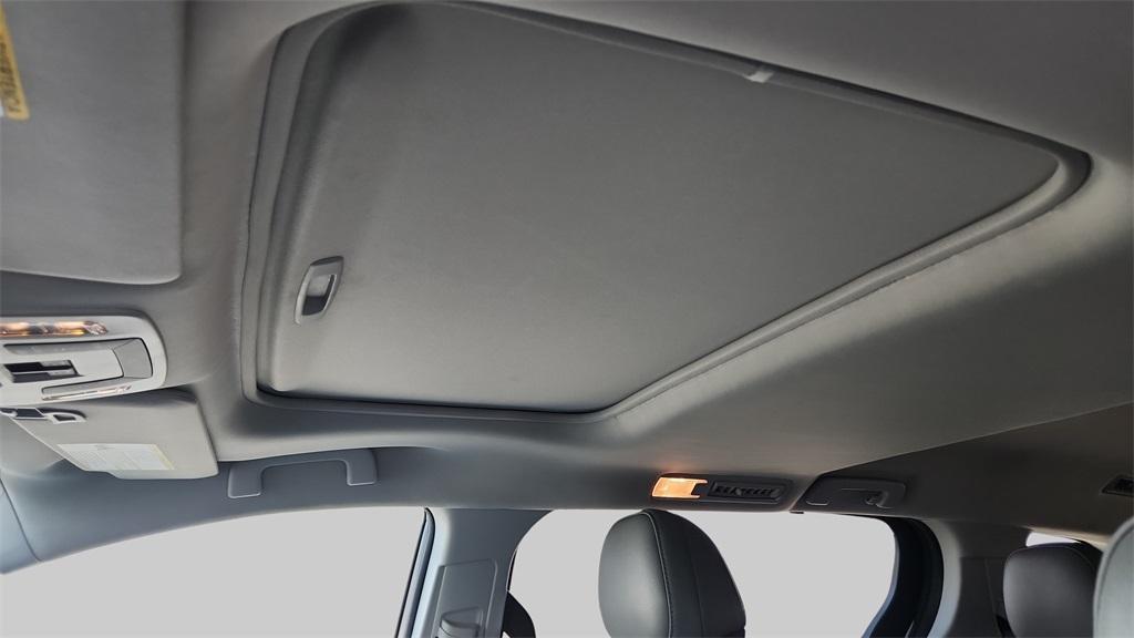 used 2023 Toyota Sienna car, priced at $35,500
