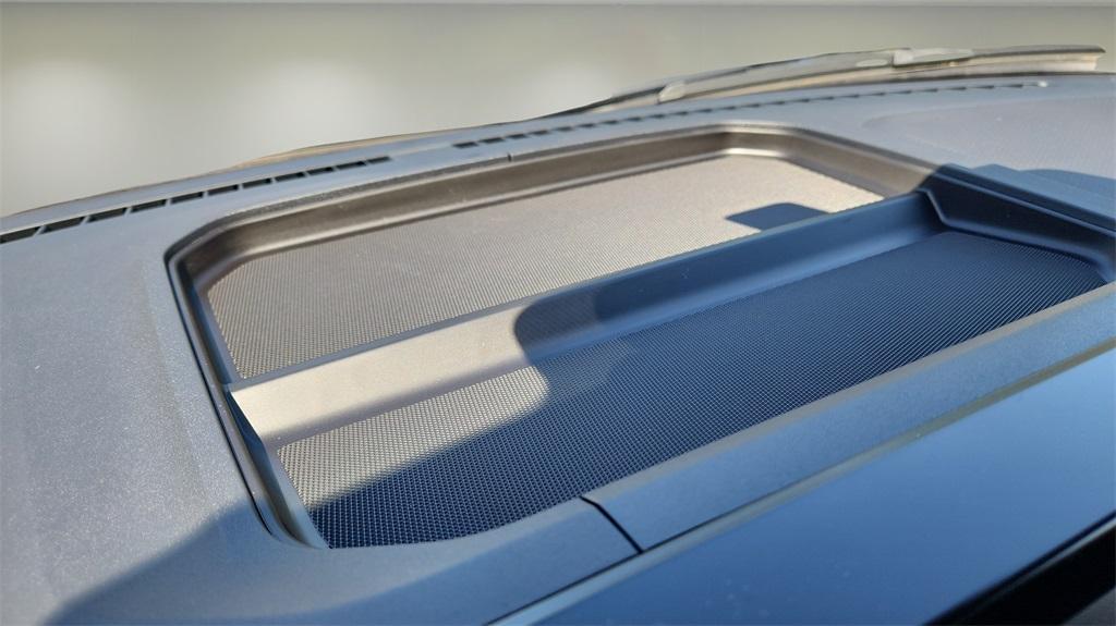 new 2025 Ford F-150 car, priced at $39,927