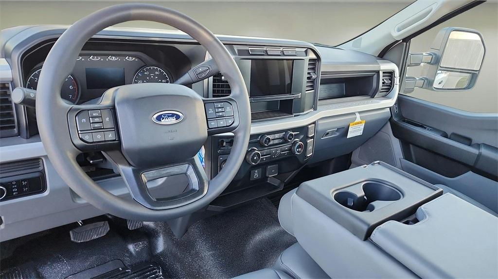 new 2024 Ford F-250 car, priced at $42,986