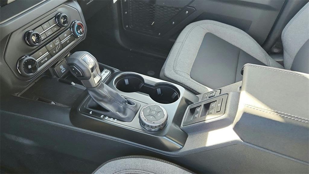 new 2025 Ford Bronco car, priced at $45,745