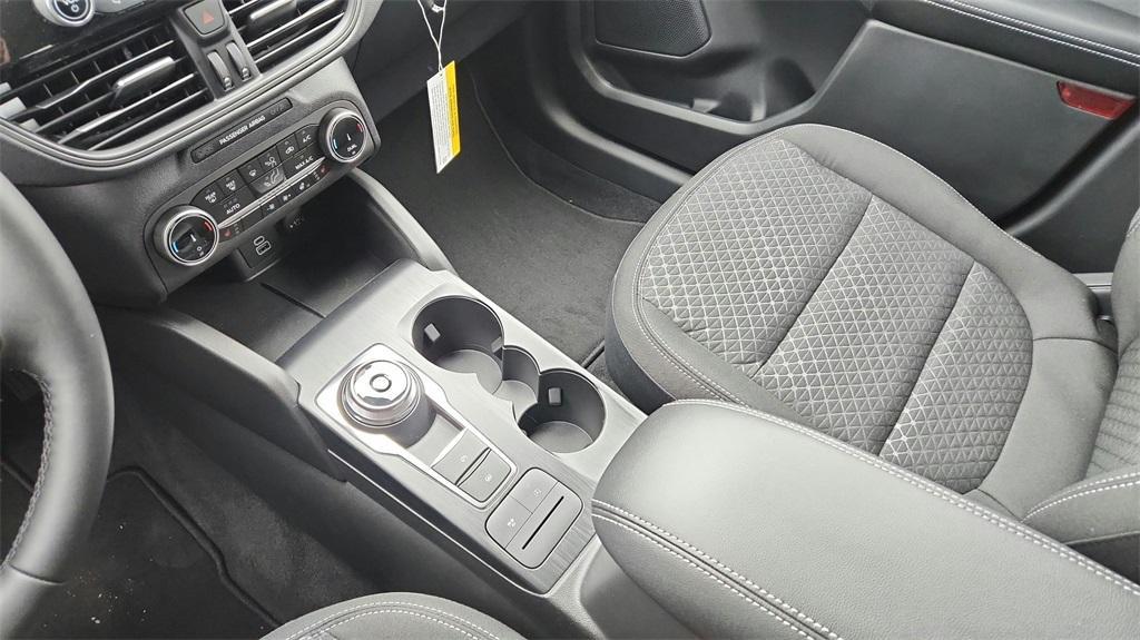 new 2025 Ford Escape car, priced at $29,234