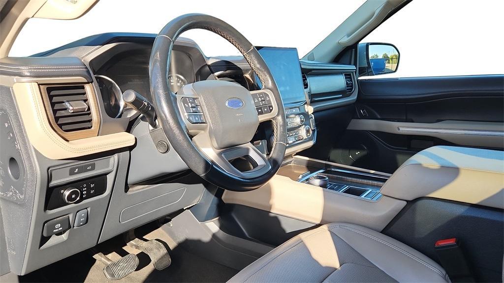 used 2024 Ford Expedition Max car, priced at $44,500