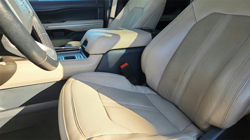 used 2024 Ford Expedition Max car, priced at $44,500