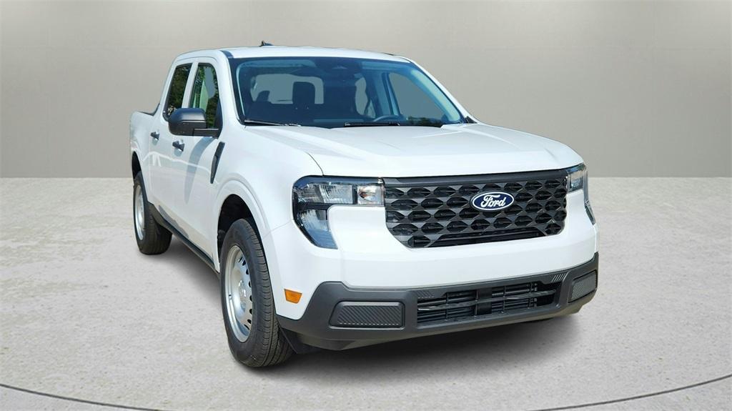 new 2025 Ford Maverick car, priced at $27,381