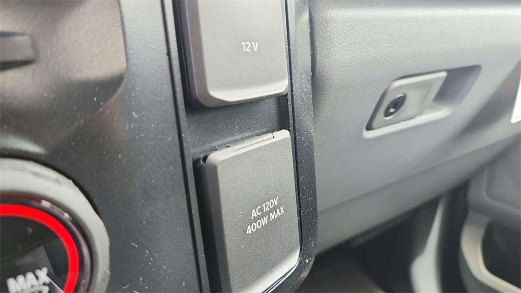 new 2025 Ford F-250 car, priced at $64,052