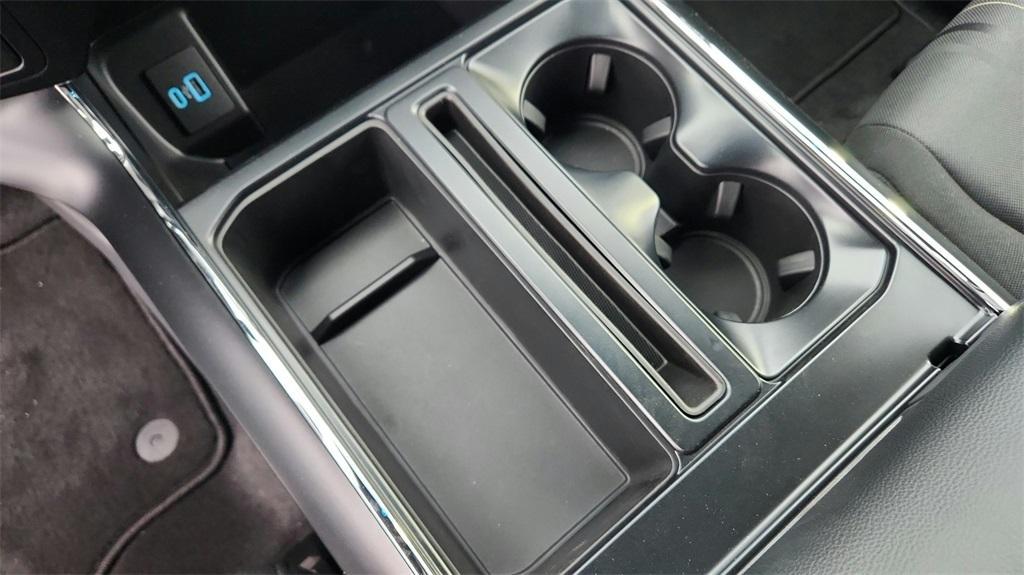 used 2024 Ford F-150 car, priced at $40,000