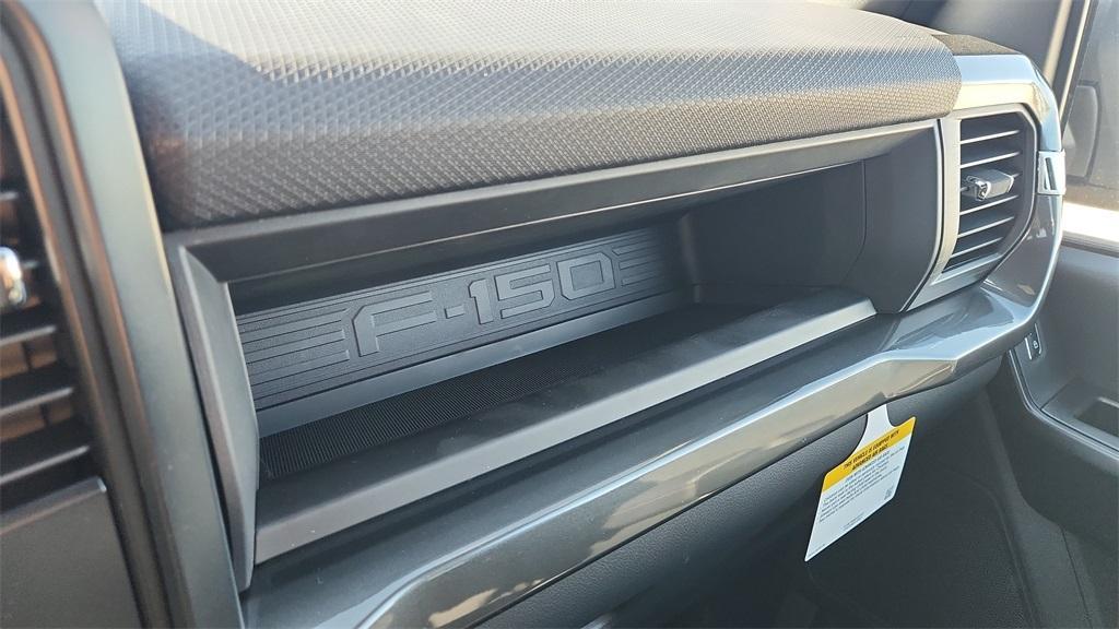 new 2025 Ford F-150 car, priced at $39,562