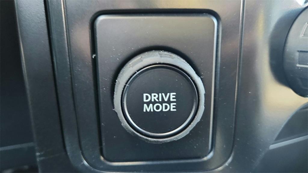 new 2025 Ford F-150 car, priced at $39,562