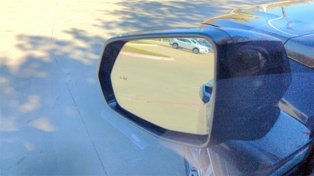 used 2024 Cadillac XT6 car, priced at $59,000
