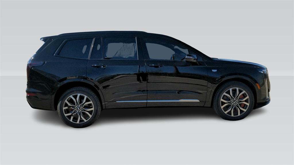 used 2024 Cadillac XT6 car, priced at $59,000