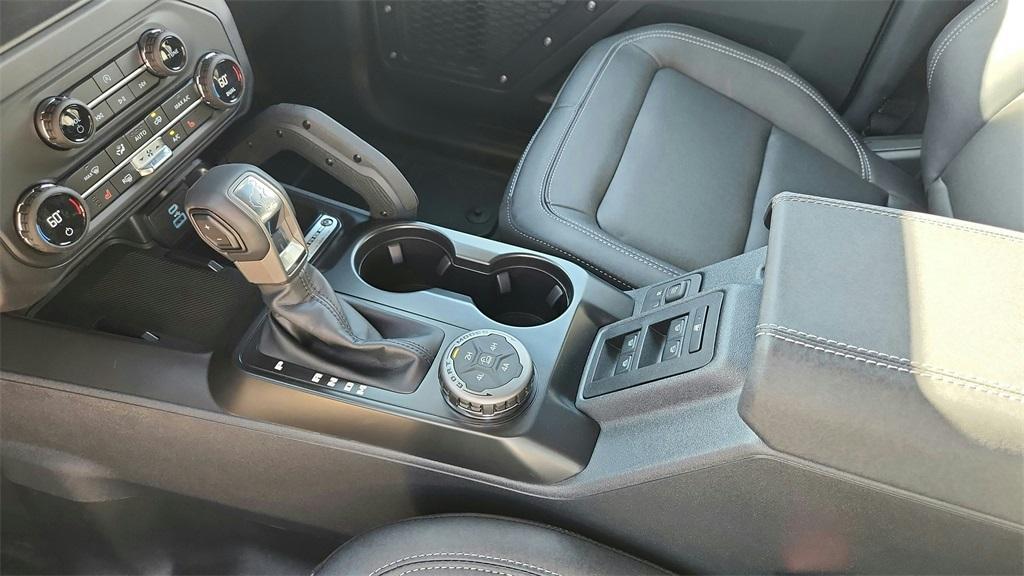 new 2025 Ford Bronco car, priced at $45,583