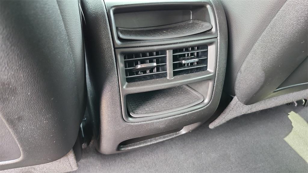 used 2021 Cadillac XT5 car, priced at $26,000