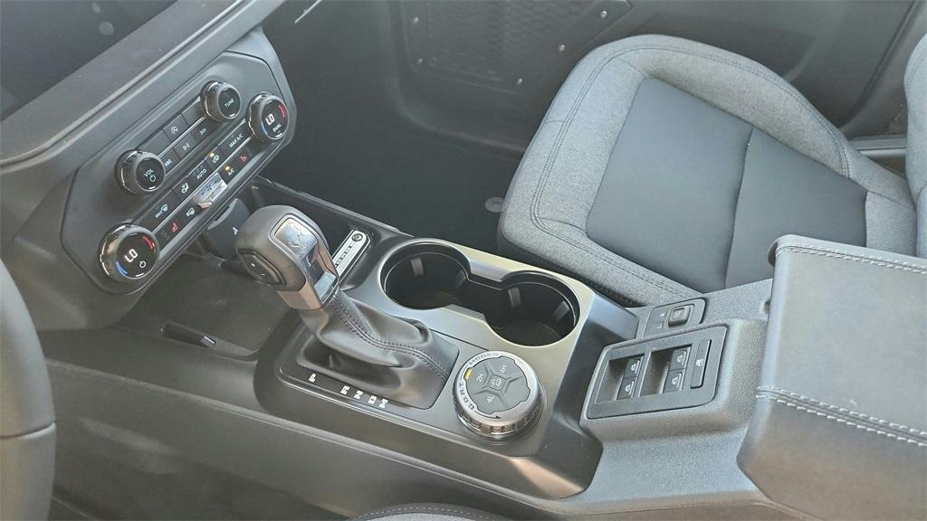 new 2025 Ford Bronco car, priced at $41,784