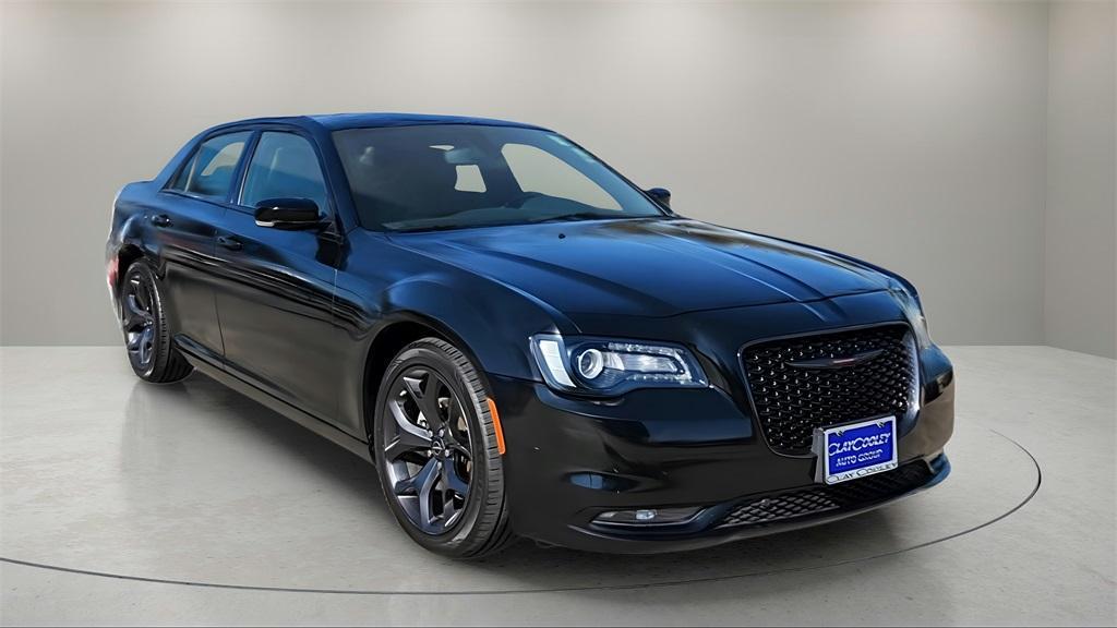 used 2023 Chrysler 300 car, priced at $25,500