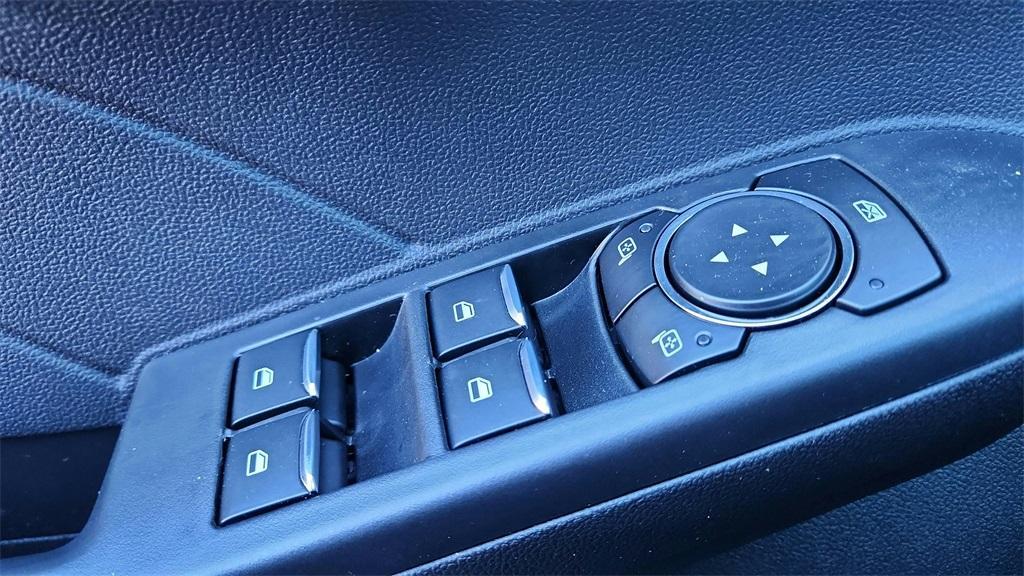 new 2025 Ford Escape car, priced at $22,718