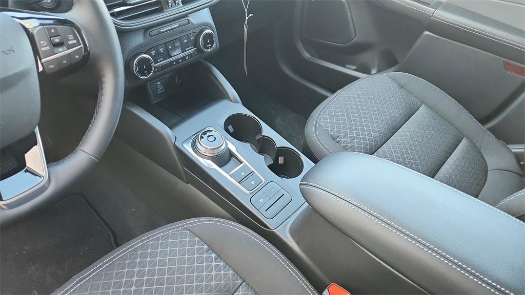 new 2025 Ford Escape car, priced at $28,362
