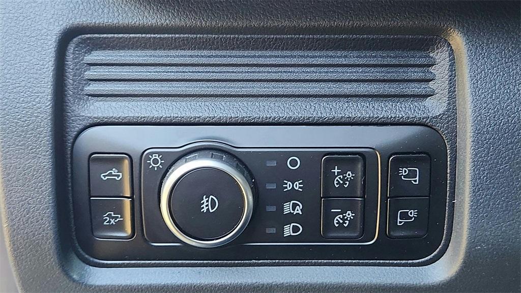 new 2025 Ford F-350 car, priced at $87,359