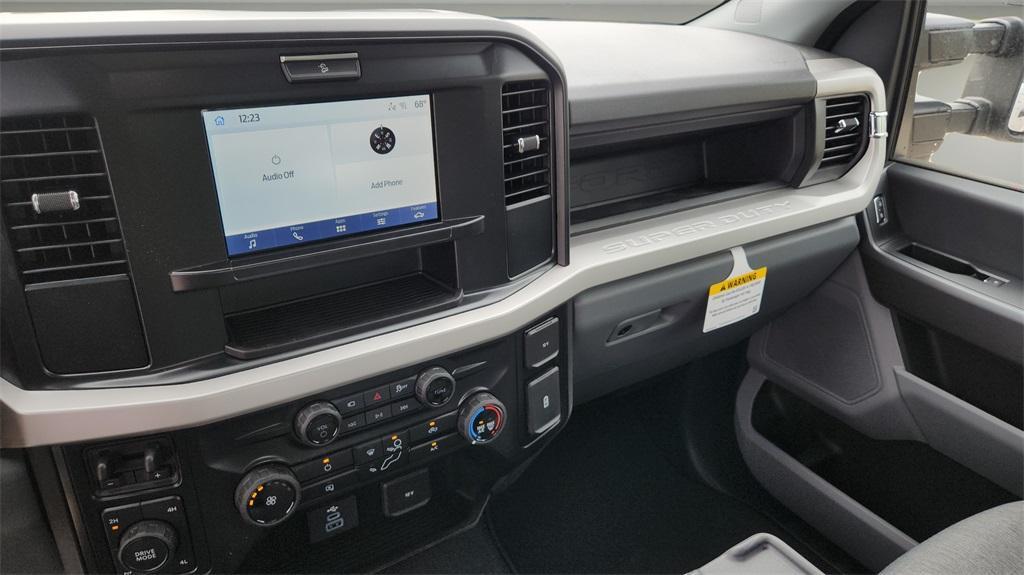 new 2025 Ford F-250 car, priced at $53,252