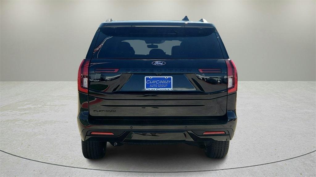 new 2025 Ford Expedition car, priced at $77,653