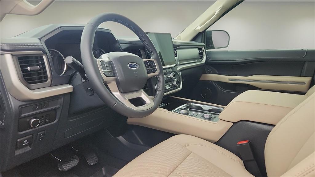 new 2024 Ford Expedition car, priced at $57,282