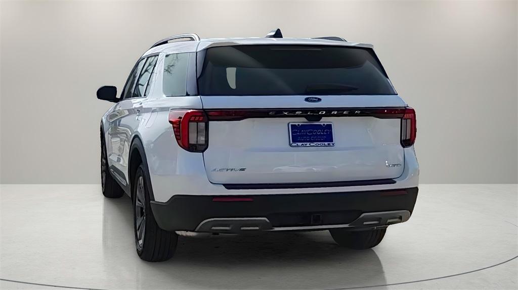 new 2025 Ford Explorer car, priced at $40,565