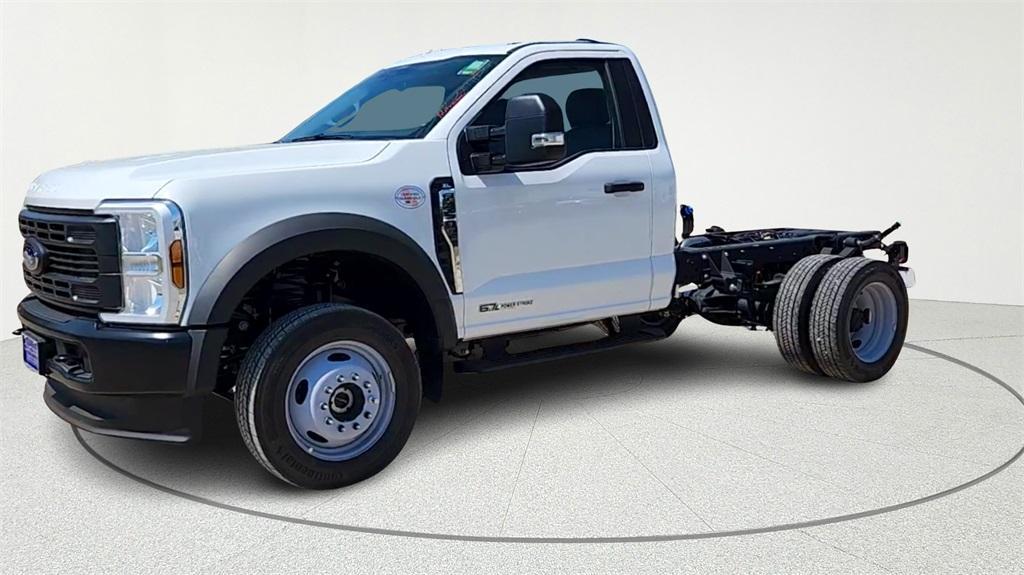 new 2025 Ford F-450 car, priced at $68,054
