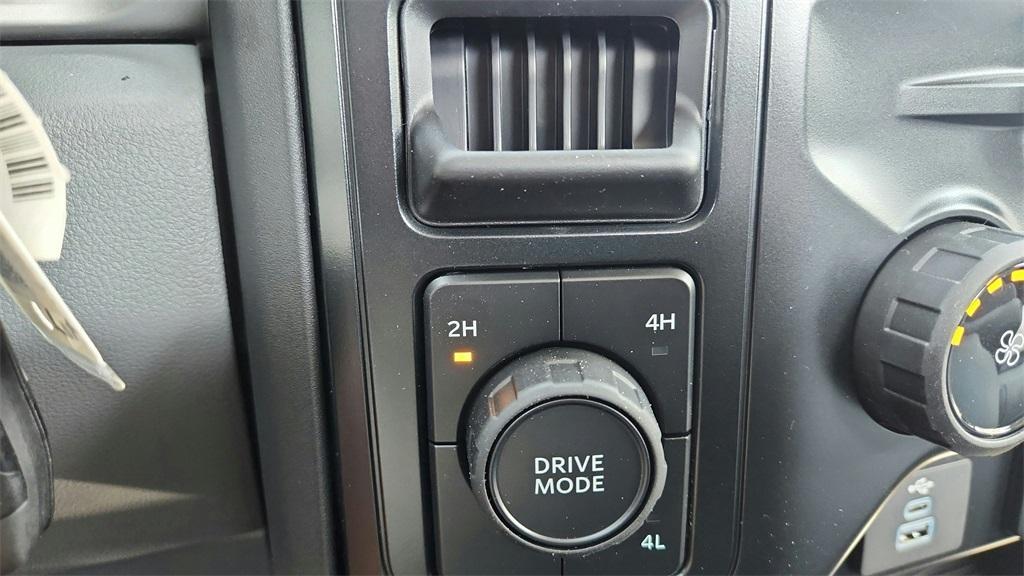 new 2025 Ford F-450 car, priced at $68,054