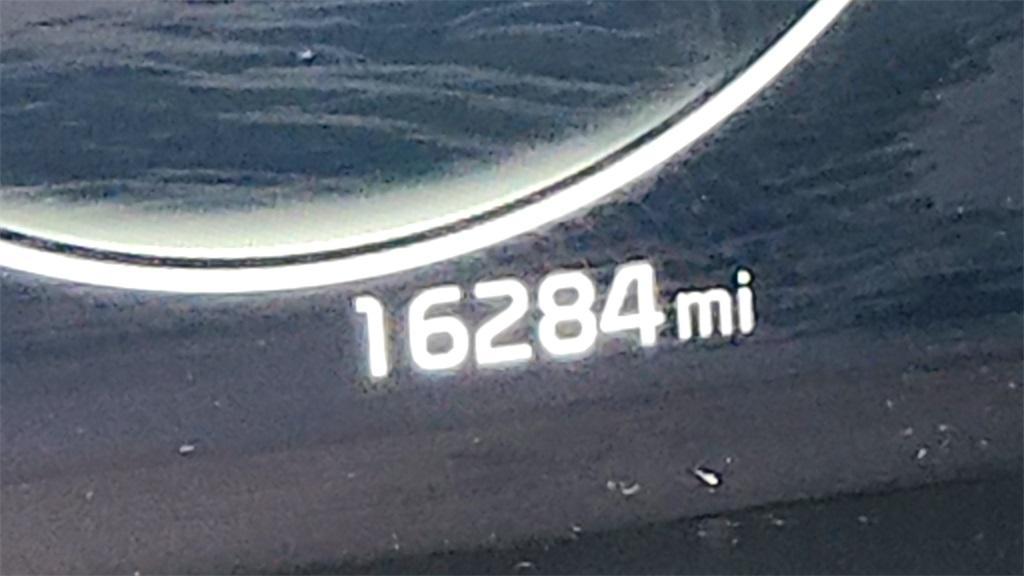 used 2022 Kia Sorento car, priced at $33,500