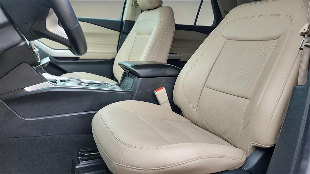 used 2022 Ford Explorer car, priced at $29,000