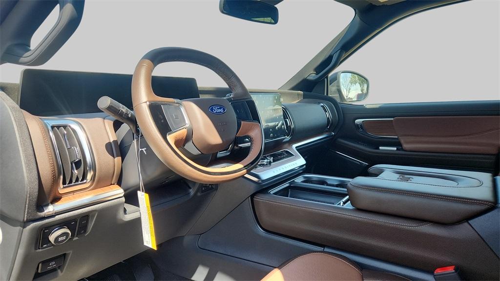 new 2025 Ford Expedition car, priced at $83,136