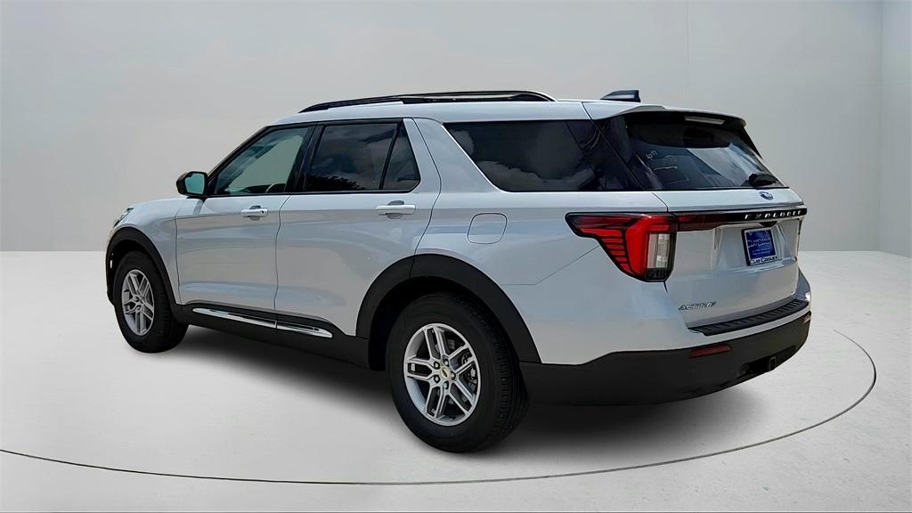 new 2025 Ford Explorer car, priced at $34,064