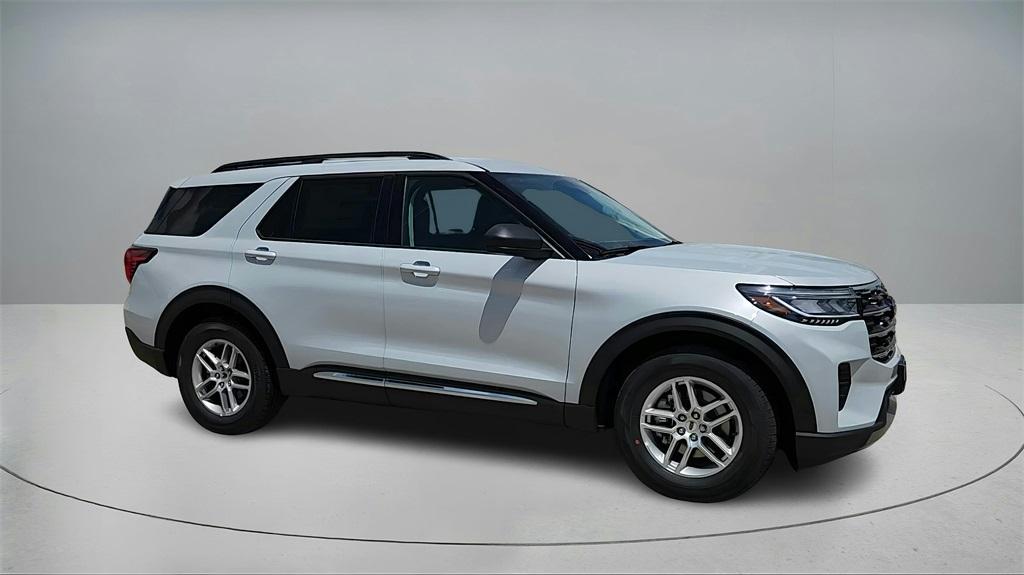 new 2025 Ford Explorer car, priced at $34,064